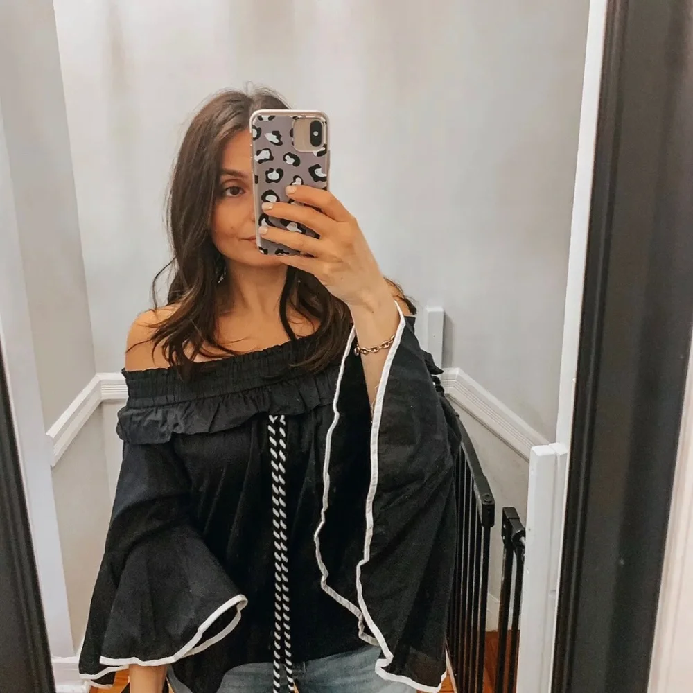 MISA Los Angeles Loris Off-the-Shoulder Top in Dark Blue - Picture 9 of 12